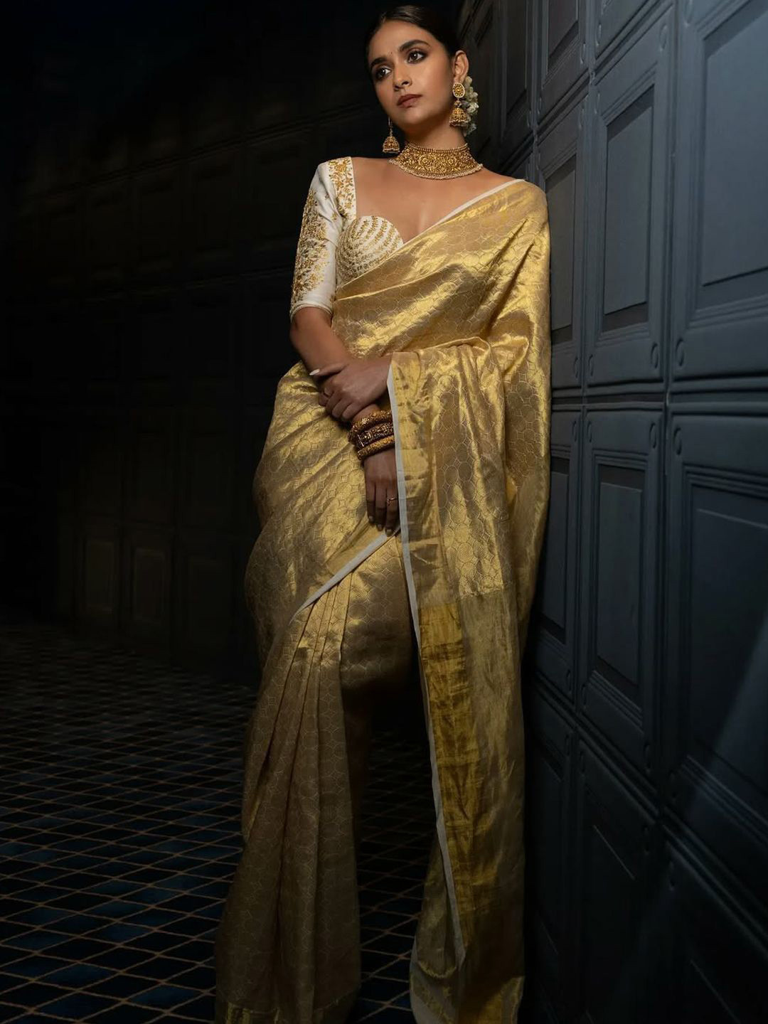 

KALINI Woven Design Zari Tissue Kanjeevaram Saree, Beige