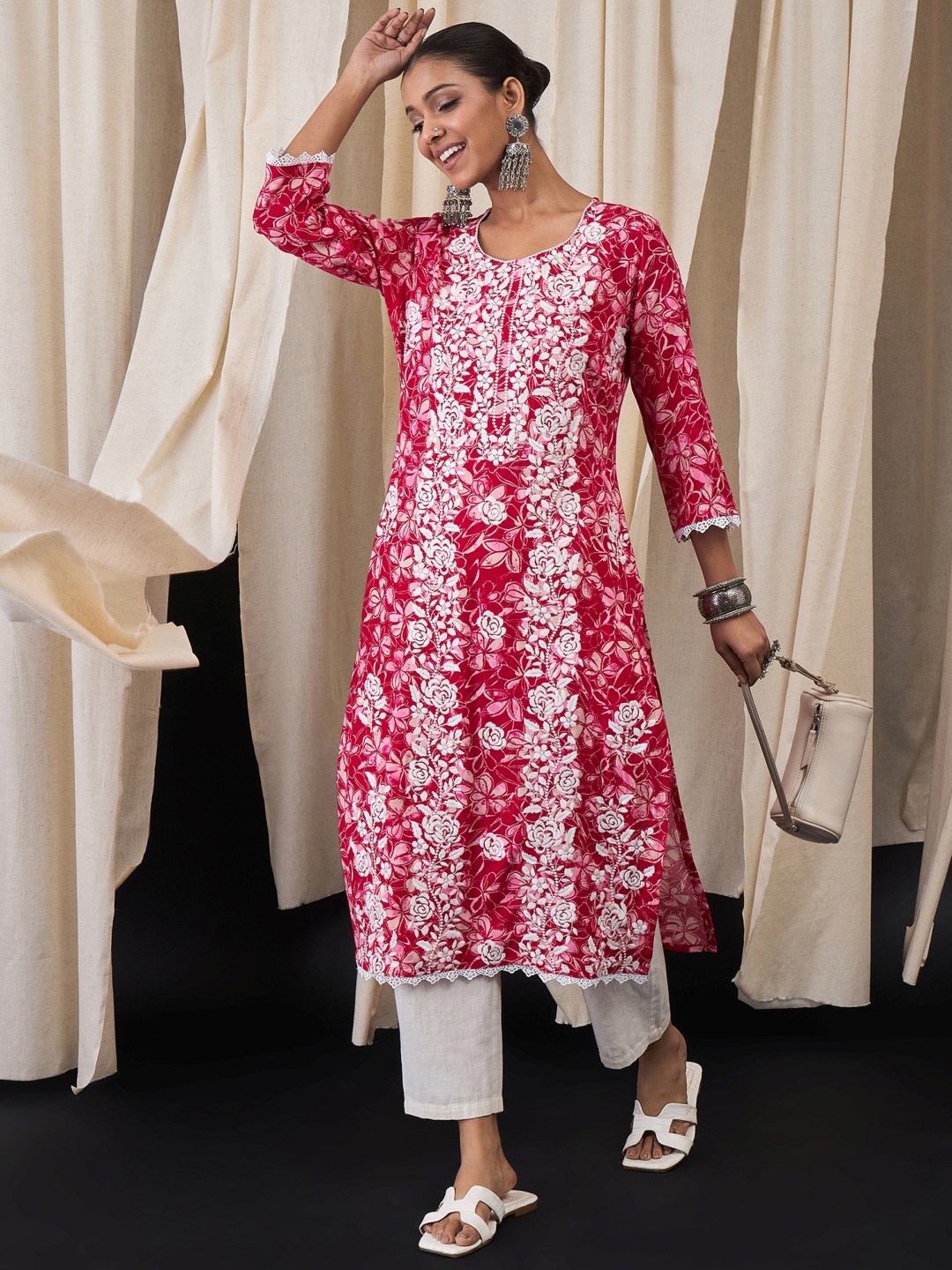 

Anouk Women Floral Embroidered Thread Work Kurta, Multi