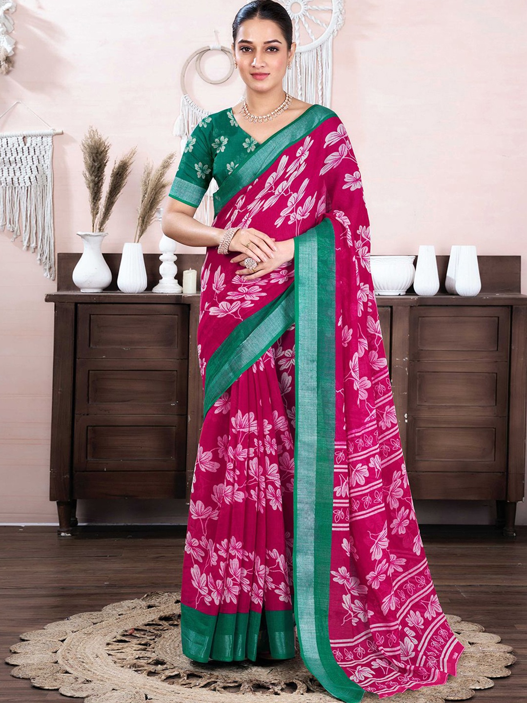 

HERE&NOW Floral Zari Saree, Pink