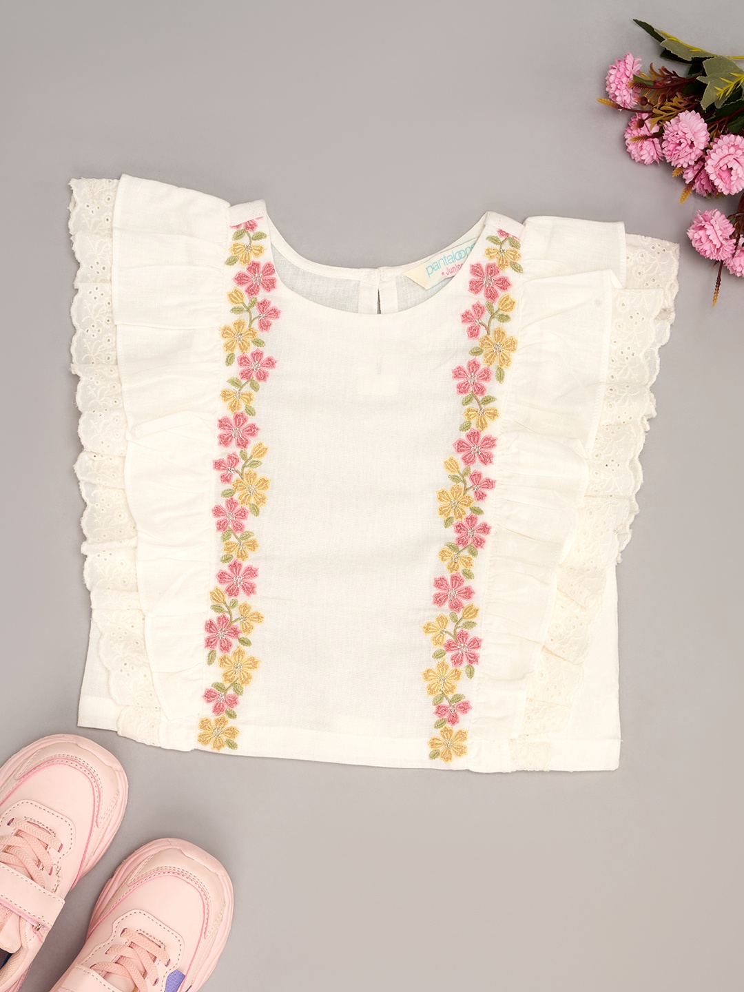 

AKKRITI BY PANTALOONS Floral Print Cotton Top, Off white