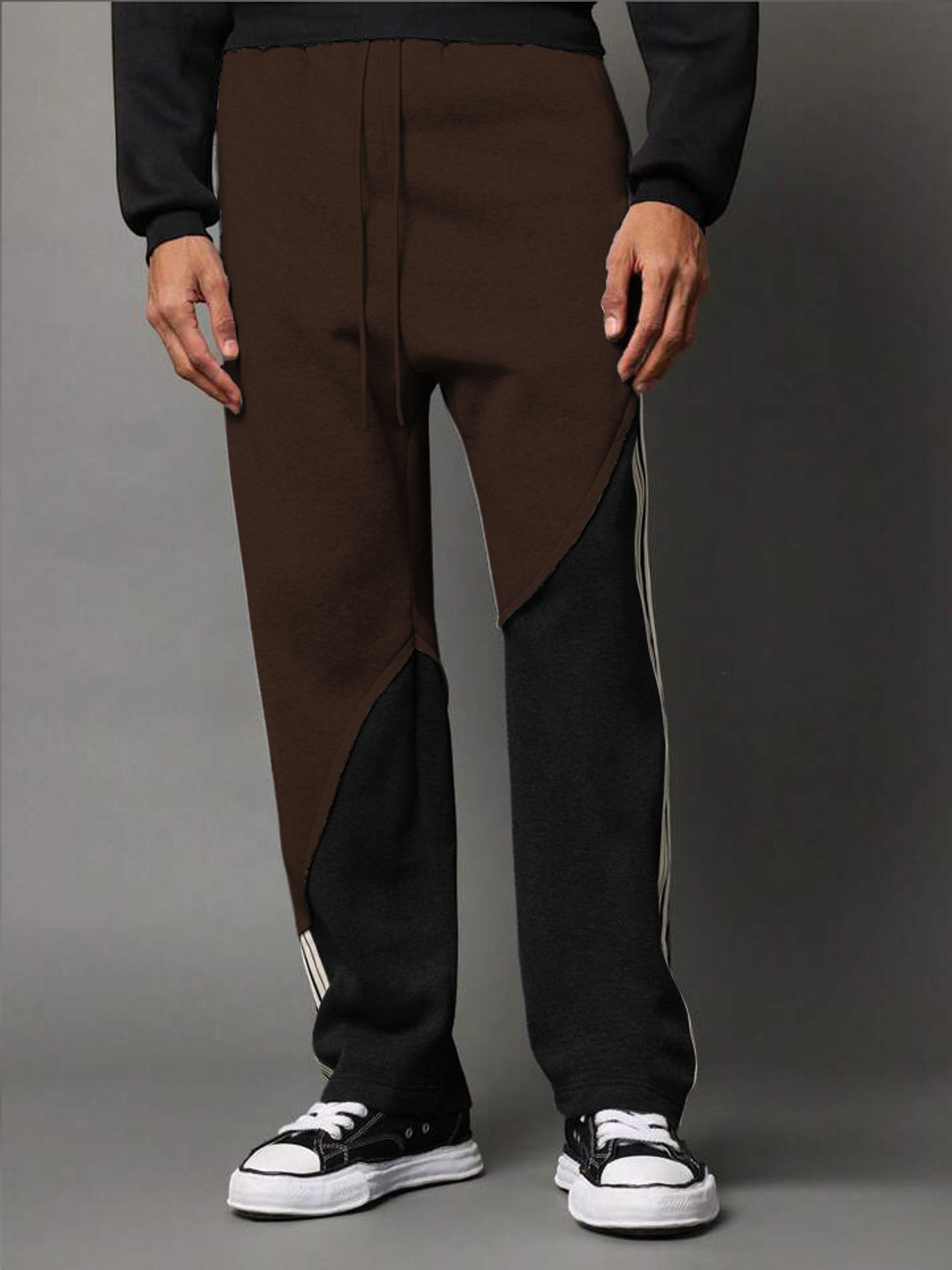 

TABADTOD Men Striped Relaxed Loose Fit Trousers, Brown