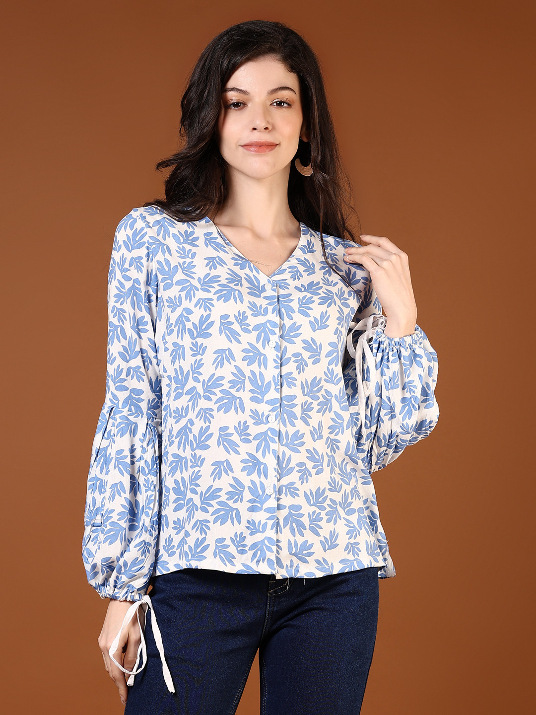 

V-Mart Floral Print Mandarin Collar Top, Blue