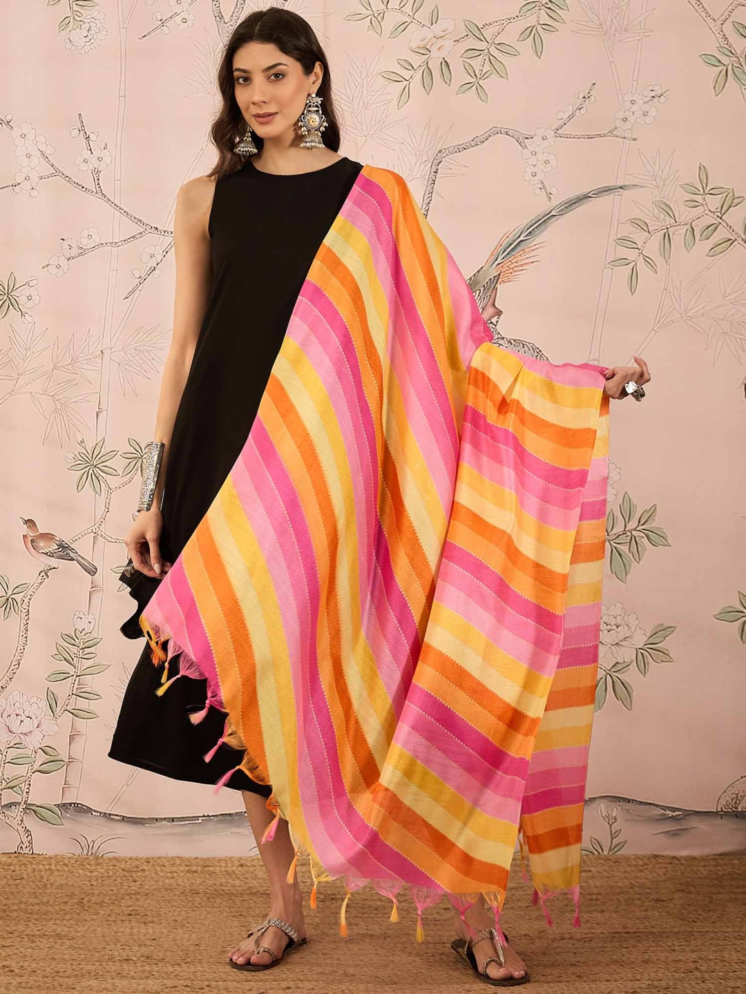 

InWeave Women Regular Kurta with Palazzos & With Dupatta, Black