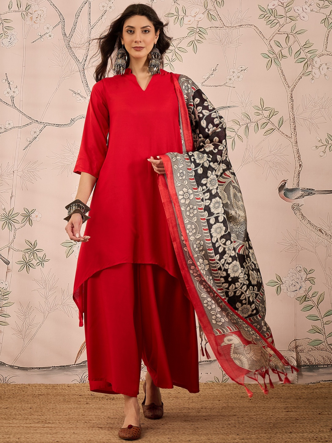 

InWeave Women Regular Kurta with Palazzos & With Dupatta, Red