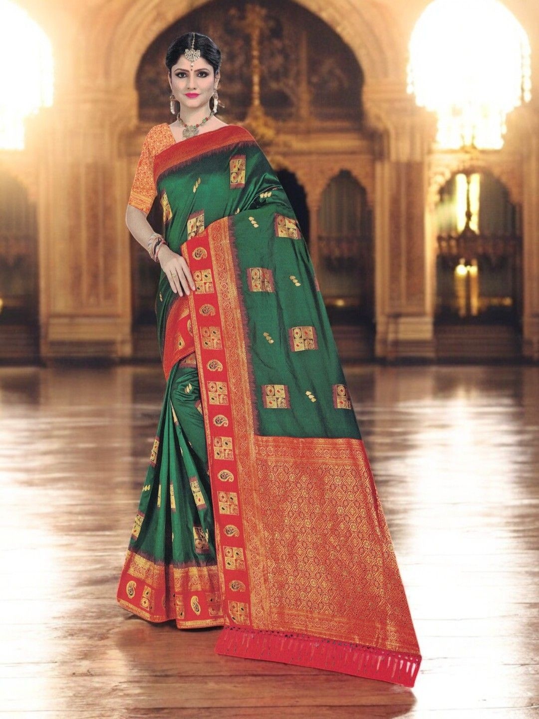 

SHOPPKEE Woven Design Zari Silk Blend Banarasi Saree, Green