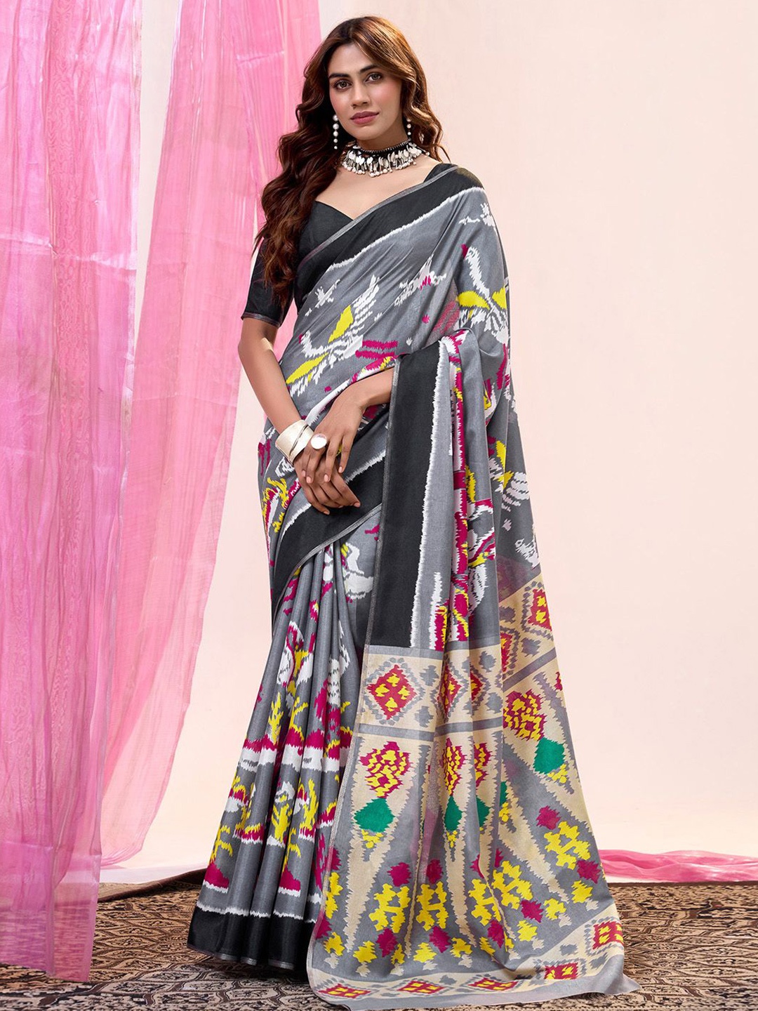 

LeeliPeeri Designer Kalamkari Silk Blend Tussar Saree, Grey
