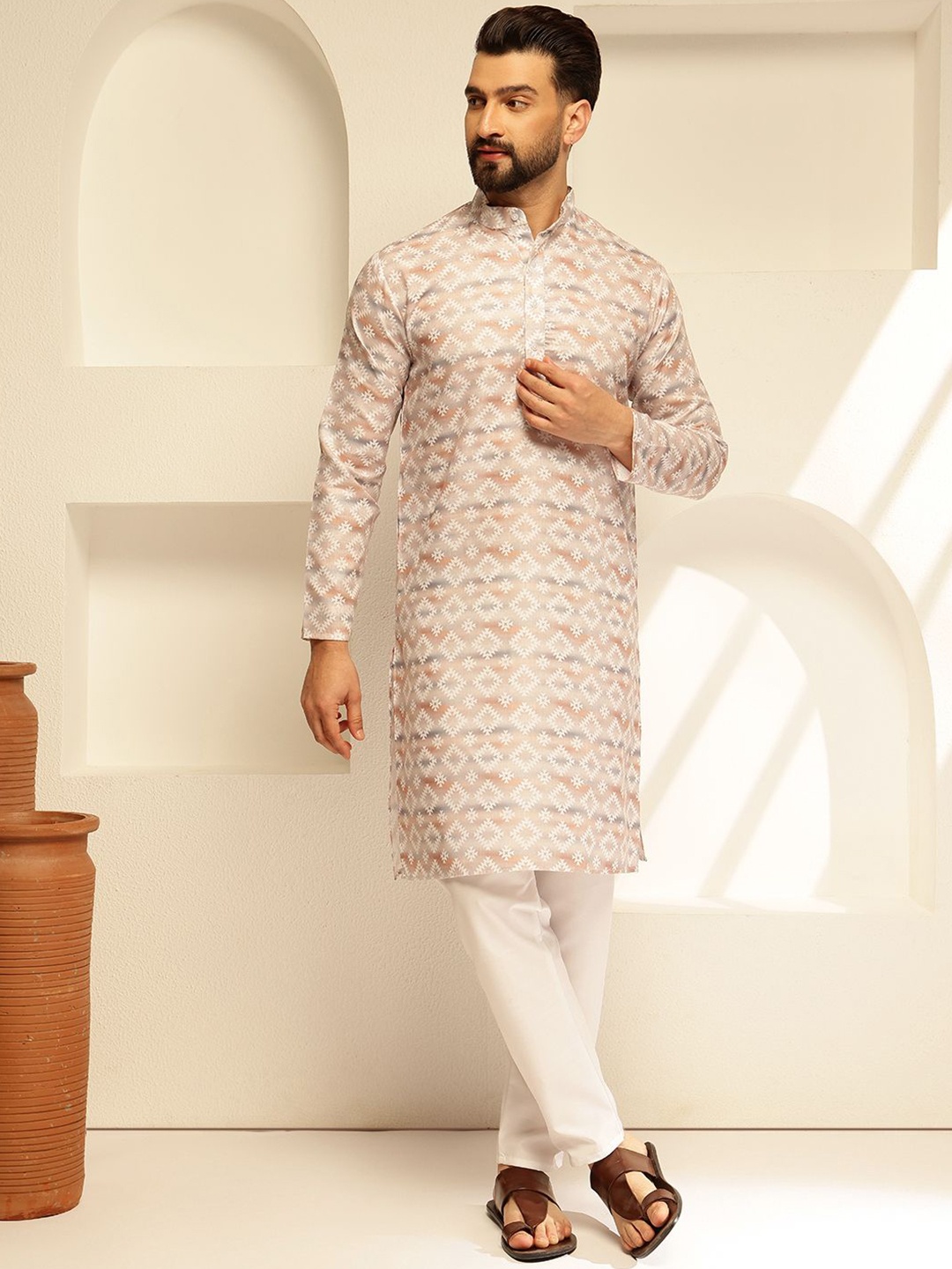 

SOJANYA Men Printed Regular Kurta with Pyjamas, Beige