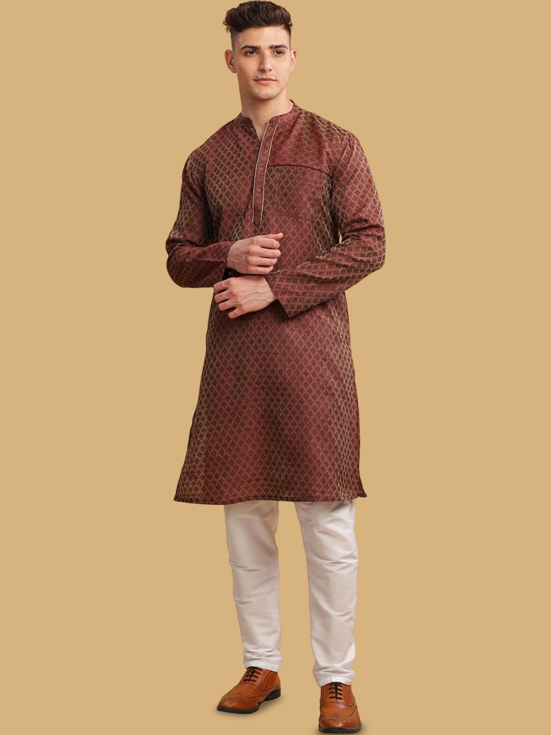 

Arch element Men Flared Sleeves Thread Work Kurta, Brown