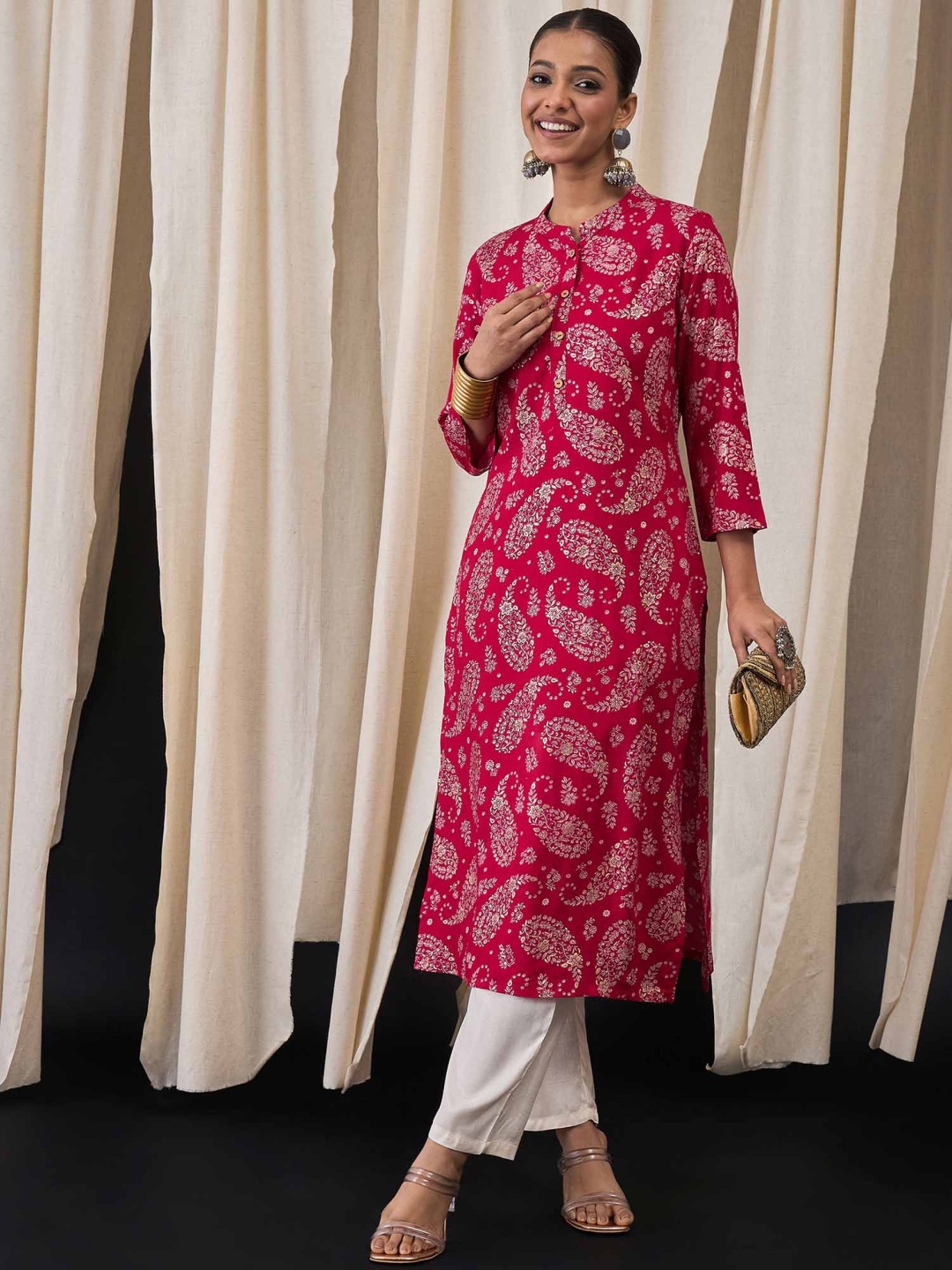 

Anouk Women Floral Printed Kurta, Red