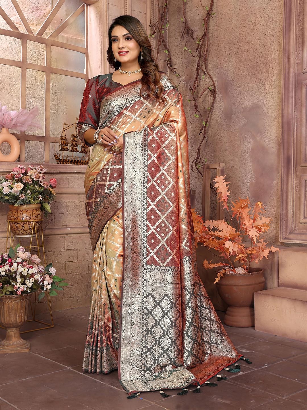 

Vintro Woven Design Zari Silk Blend Saree, Orange