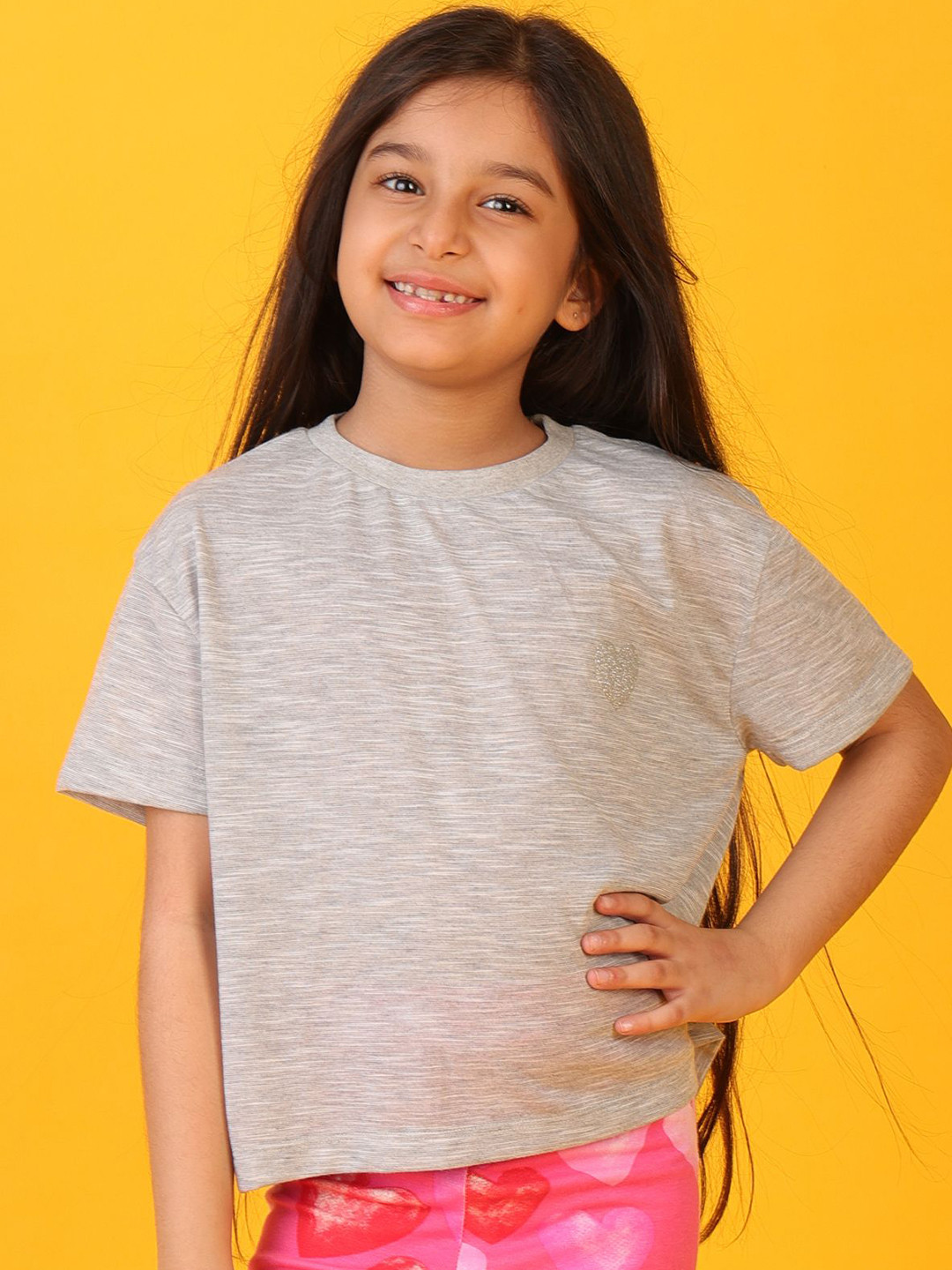 

Anthrilo Girls Printed Pockets T-shirt, Grey