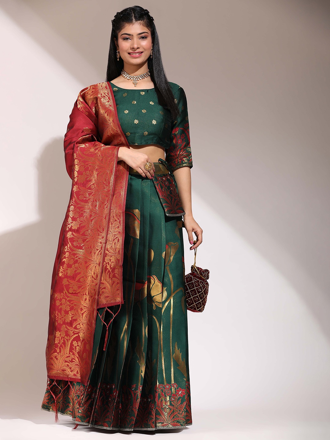 

Payu Semi-Stitched Lehenga & Unstitched Blouse With Dupatta, Green