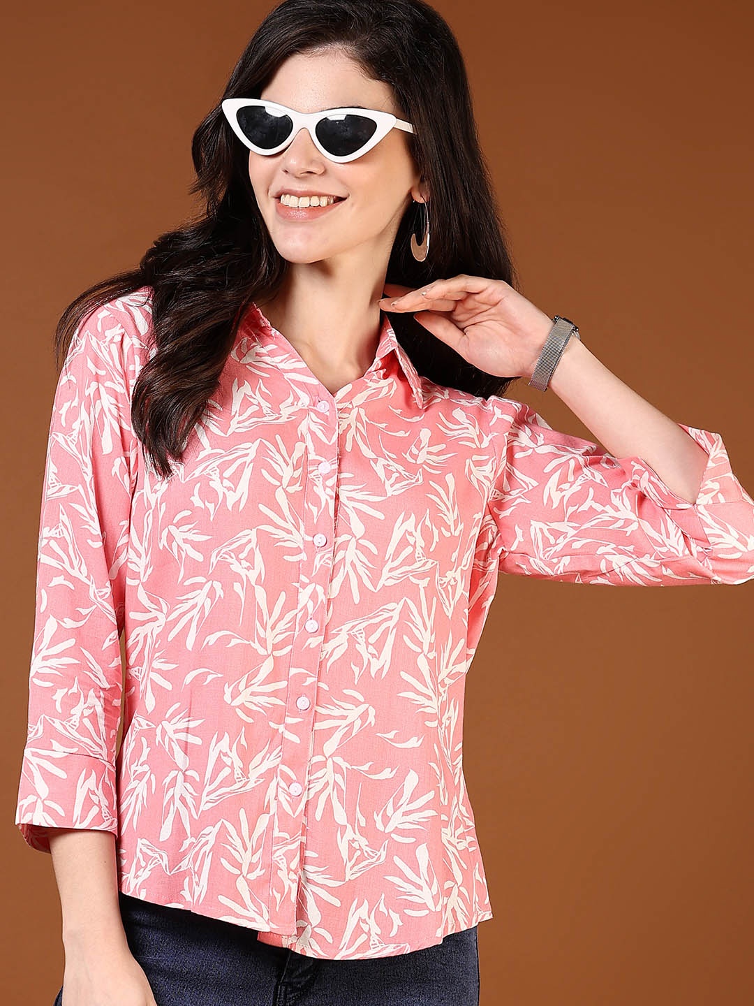 

V-Mart Women Opaque Printed Casual Shirt, Pink