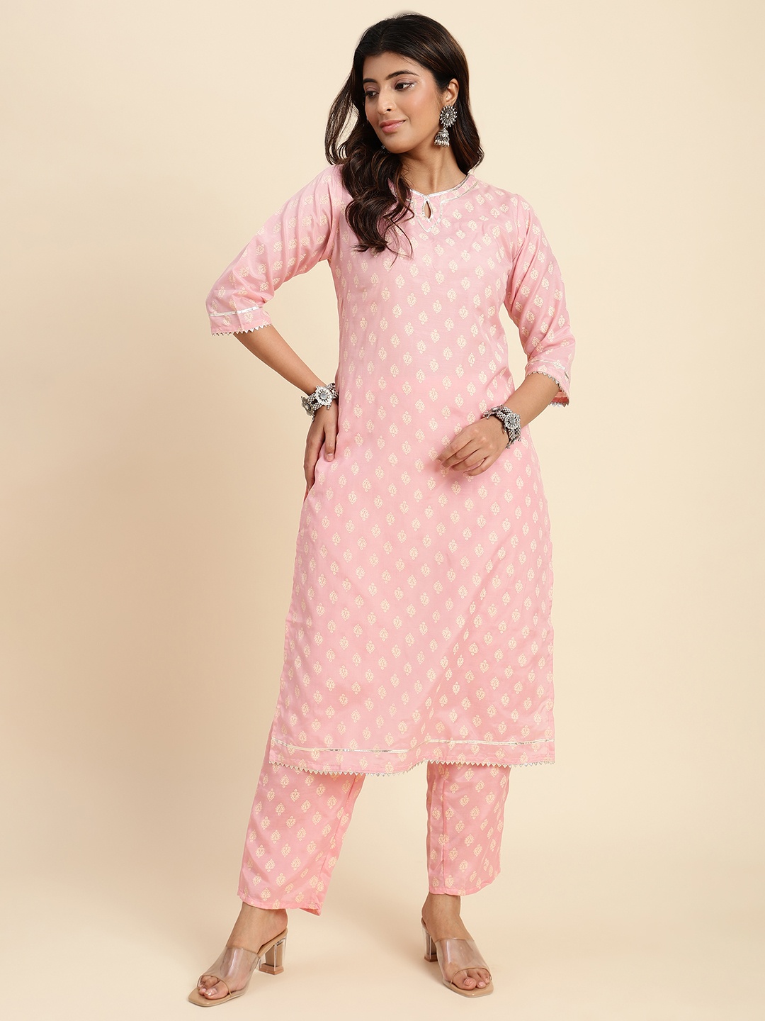 

DIVASTRI Women Ethnic Motifs Printed Regular Kurta with Trousers, Pink