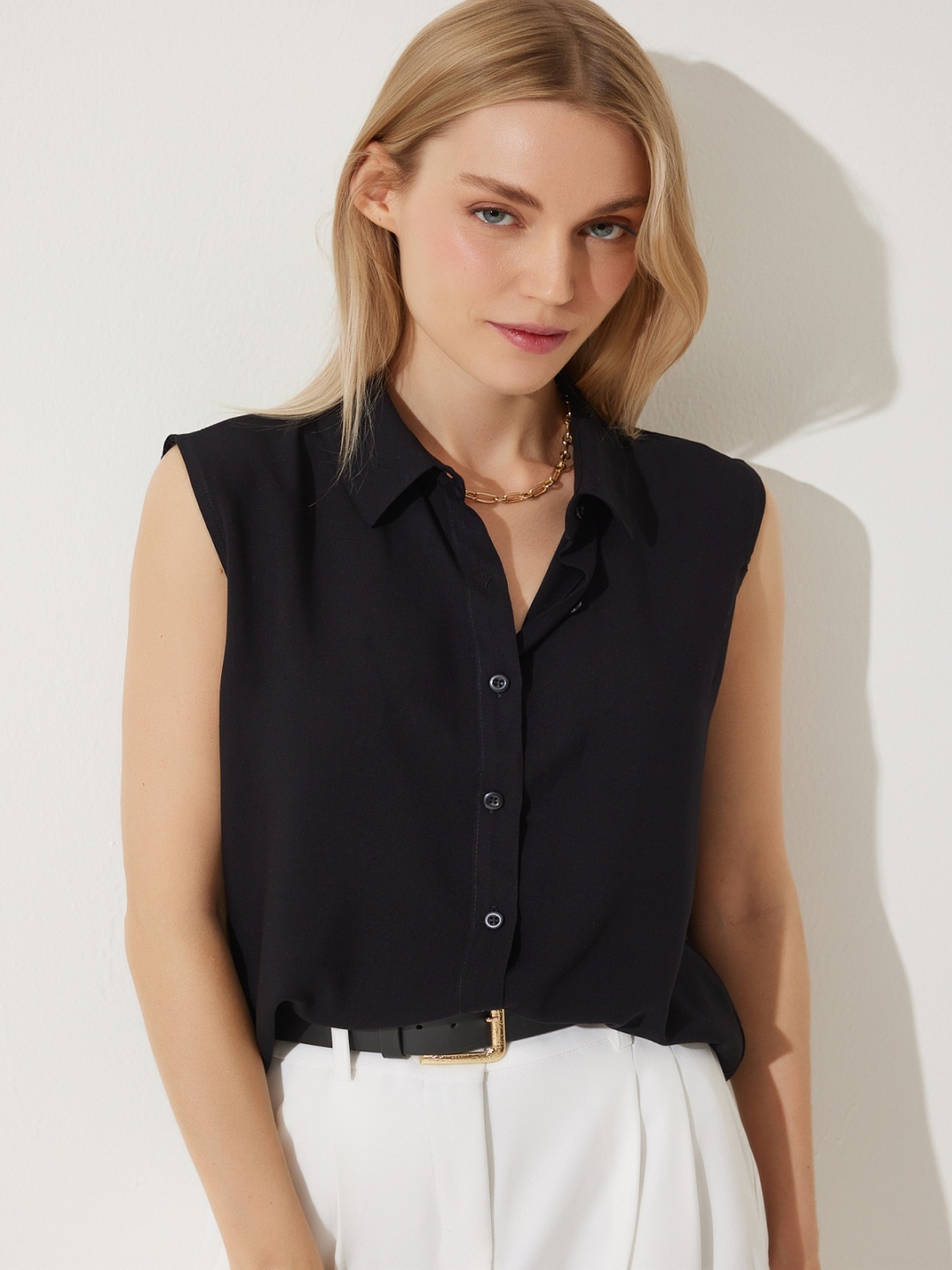 

Happiness istanbul Women Opaque Casual Shirt, Na