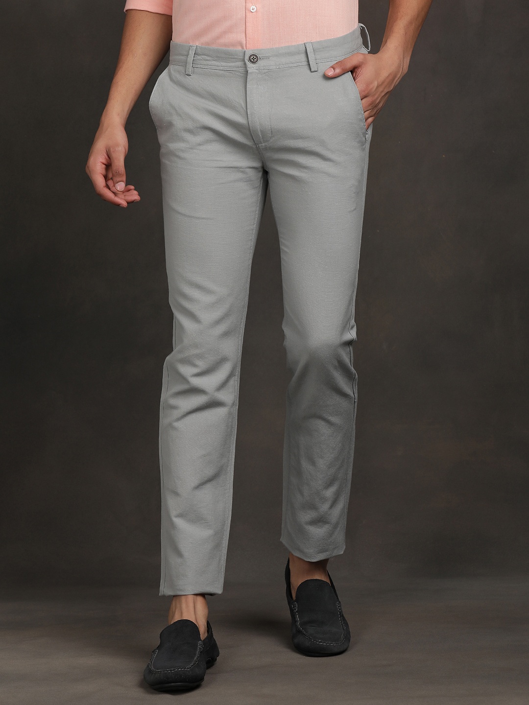 

Turtle Men Textured Relaxed Skinny Fit Chinos Trousers, Grey