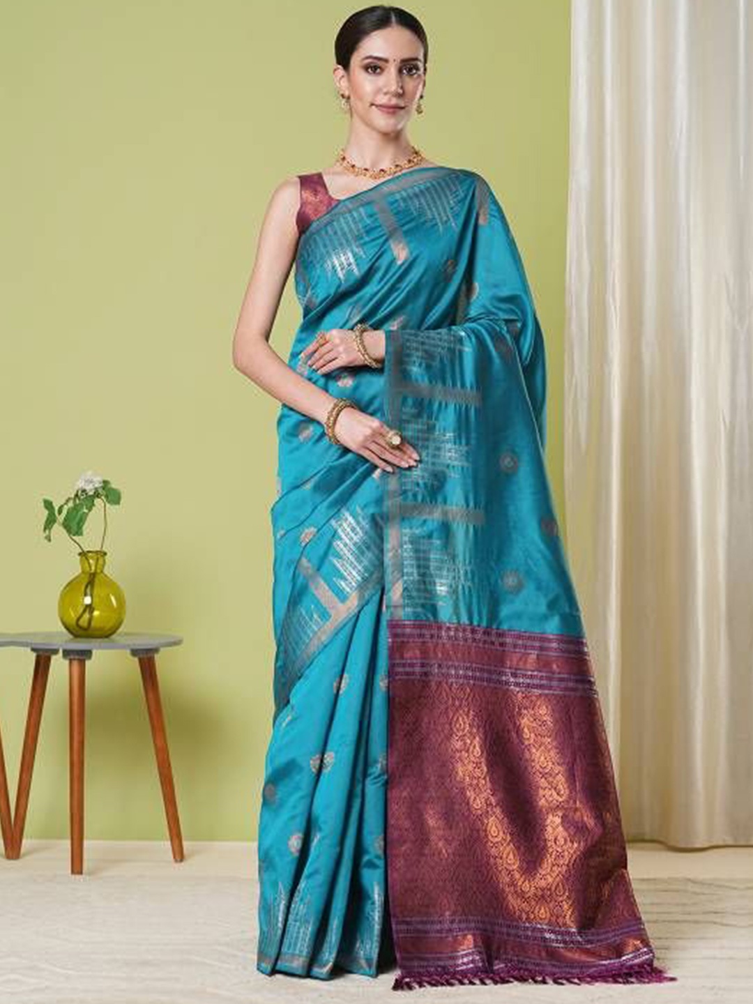 

HERE&NOW Woven Design Zari Art Silk Banarasi Saree, Blue