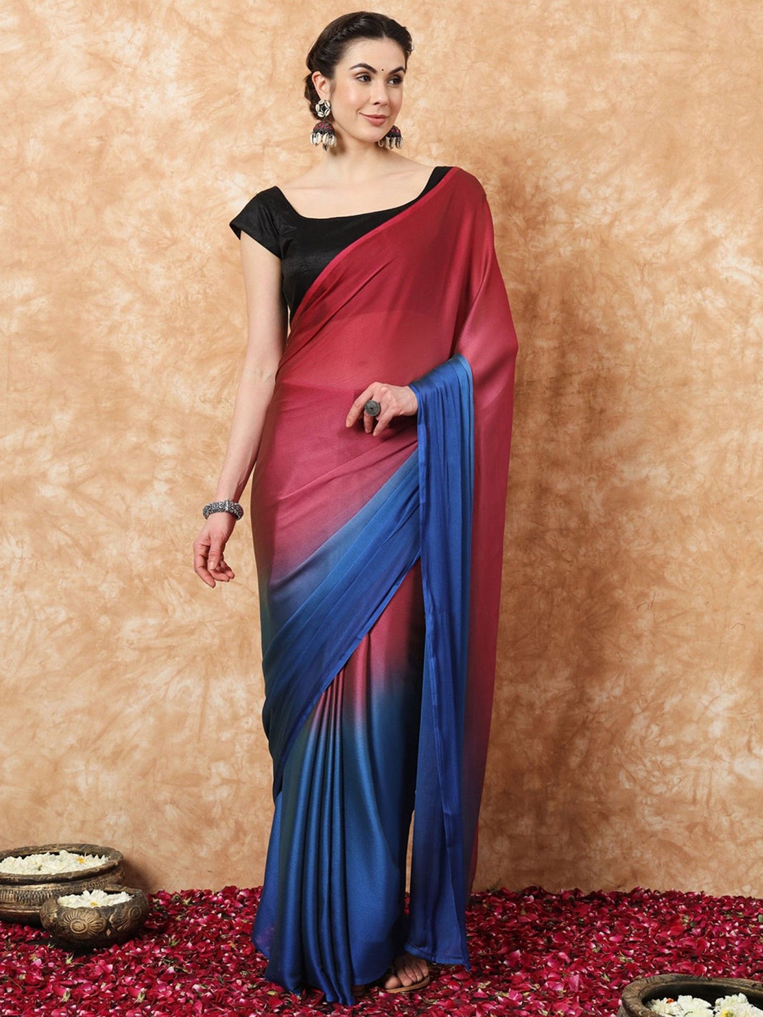 

Rangtulika Ethnics Ombre Poly Georgette Ready to Wear Saree, Pink