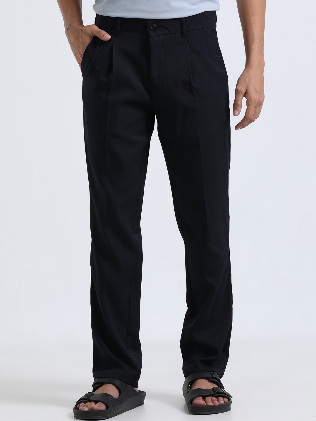 

THE BEETEL HOUSE Men Relaxed Straight Fit Pleated Trousers, Navy blue