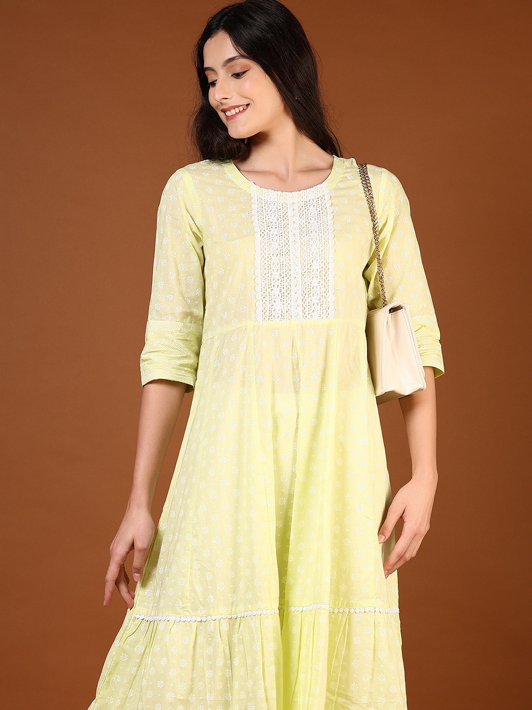 

V-Mart Women Printed Thread Work Kurta, Yellow
