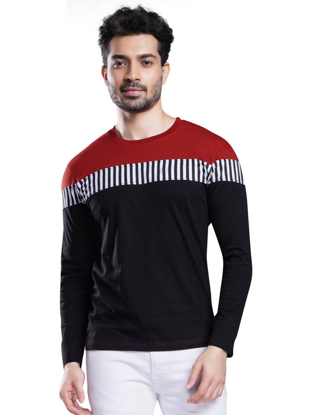 

QUCO Men Cotton Biowashed Round Neck Colour Blocked Full Sleeve Tshirt, Black
