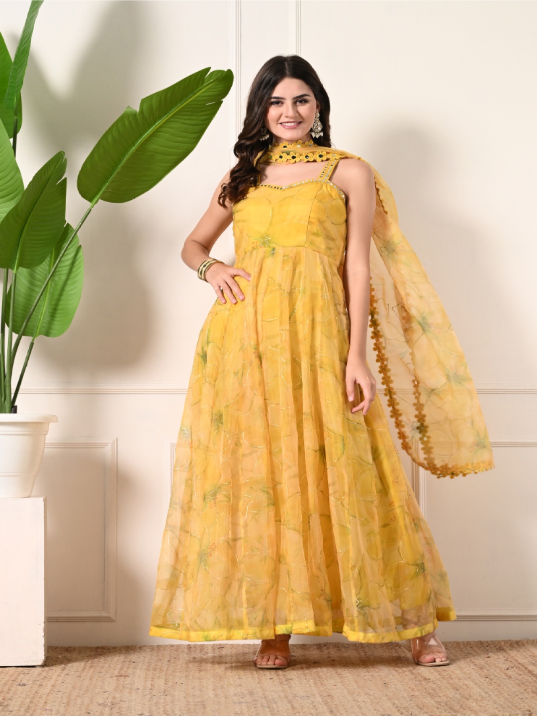 

LABEL KANUPRIYA Women Floral Printed Empire Mirror Work Kurta with Trousers & With Dupatta, Yellow