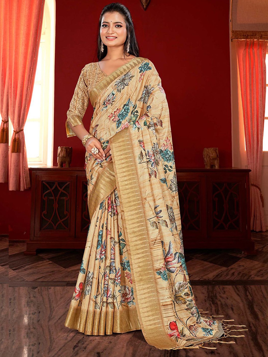 

Saree mall Floral Zari Silk Blend Sungudi Sarees, Beige