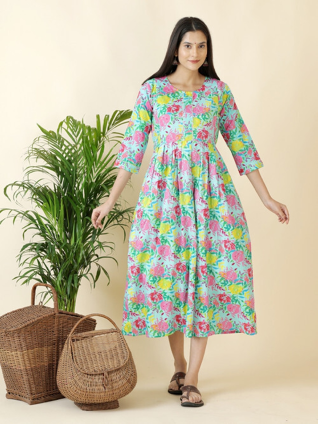 

Moda Rapido Women Floral Printed Thread Work Anarkali Kurta, Multi