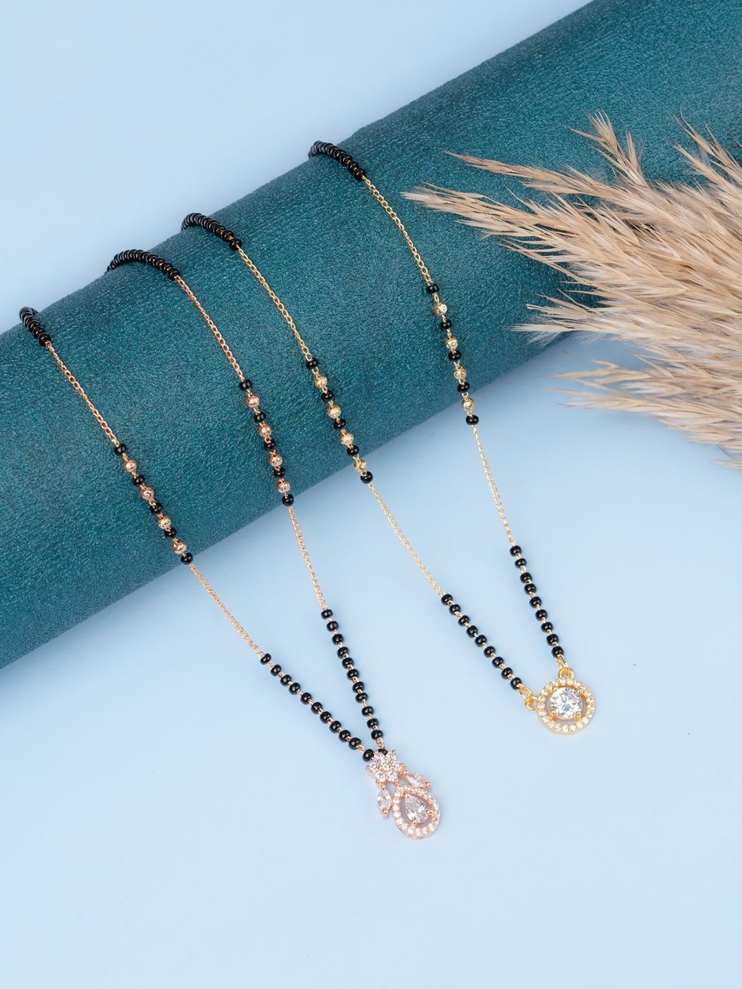 

Zeraki Jewels Gold-Plated Artificial Stones and Beads Mangalsutra, Rose gold