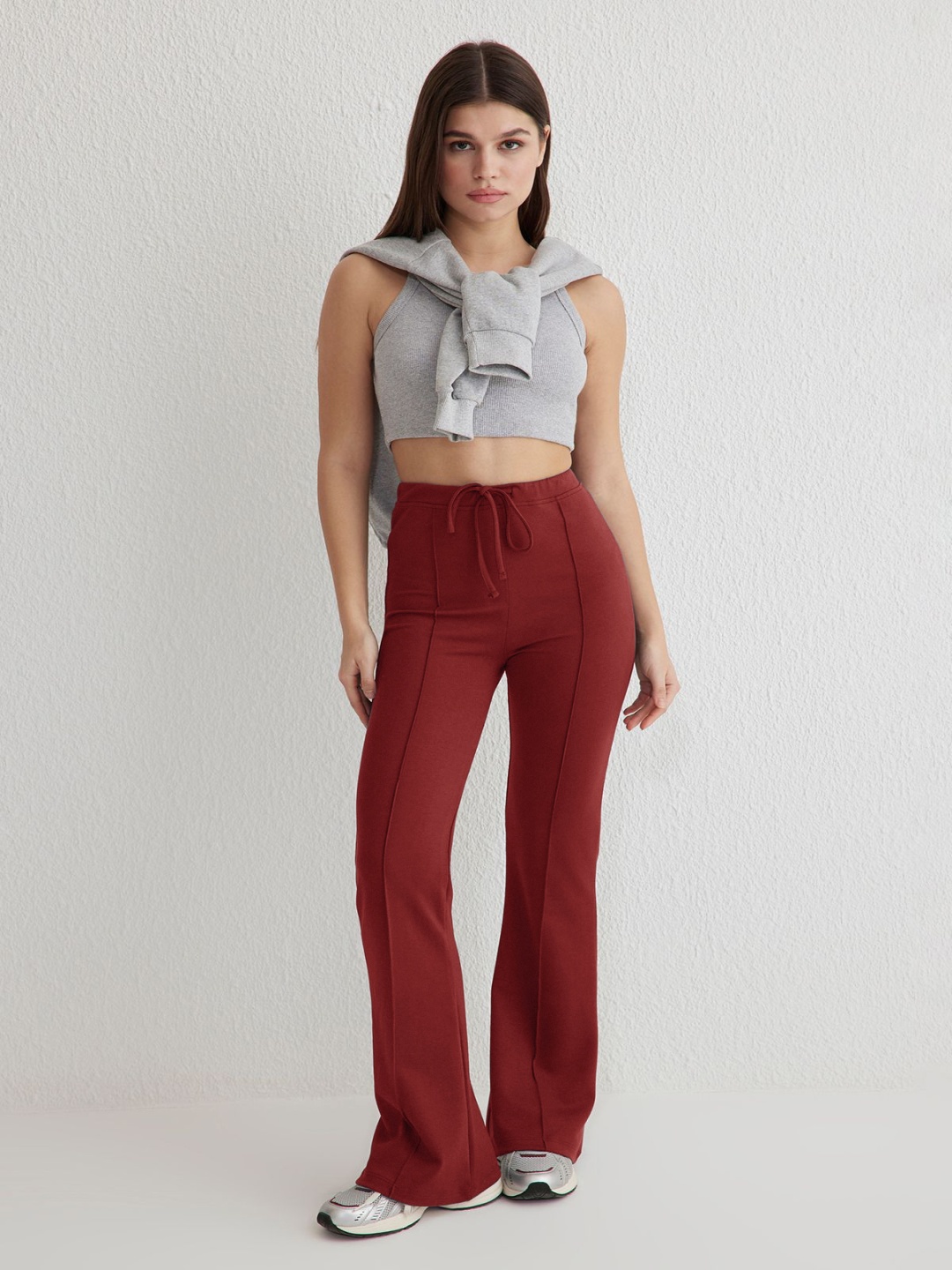 

Trendyol Women Trousers, Na