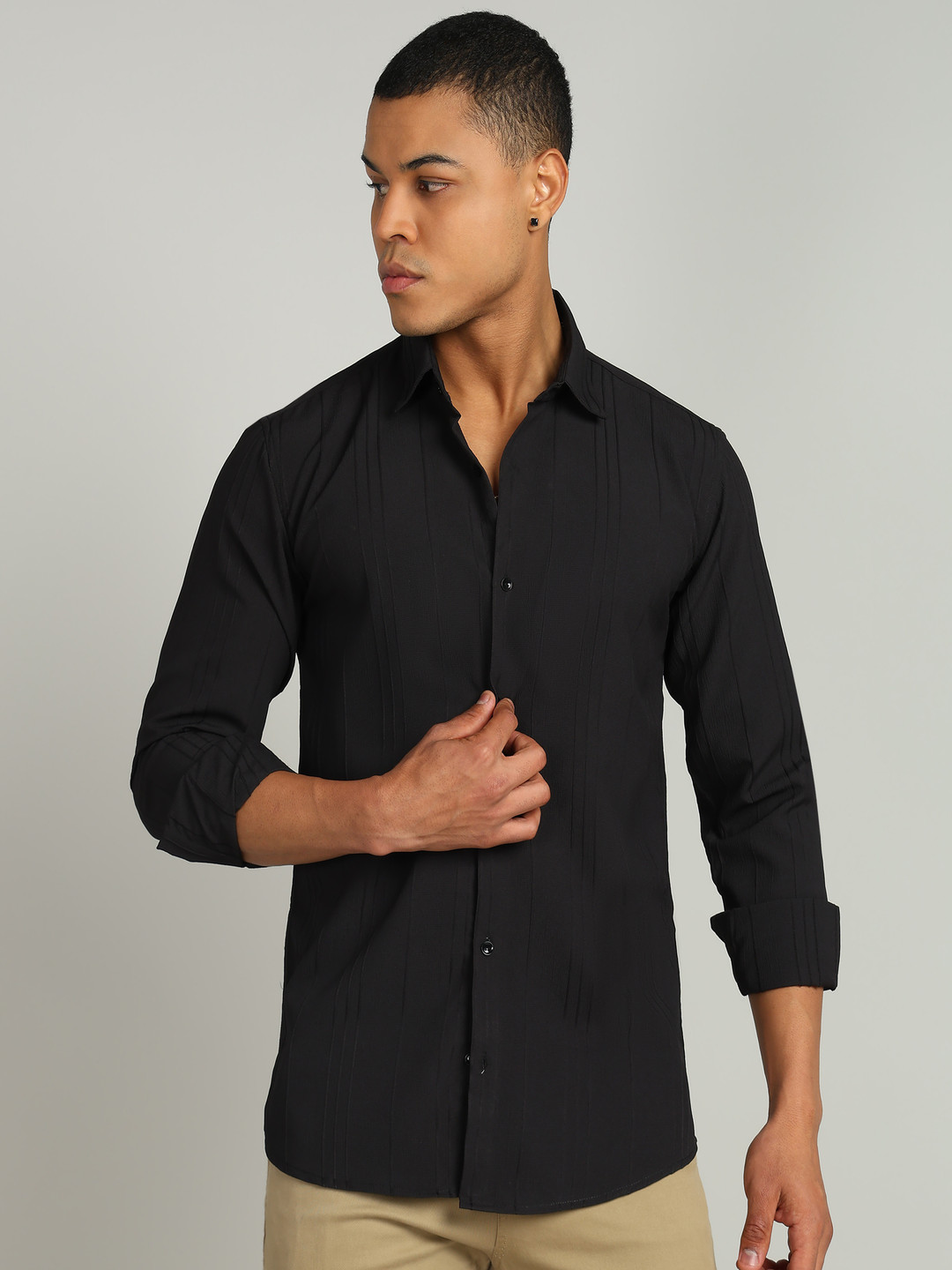 

PulseIQ Men Slim Fit Opaque Casual Shirt, Black