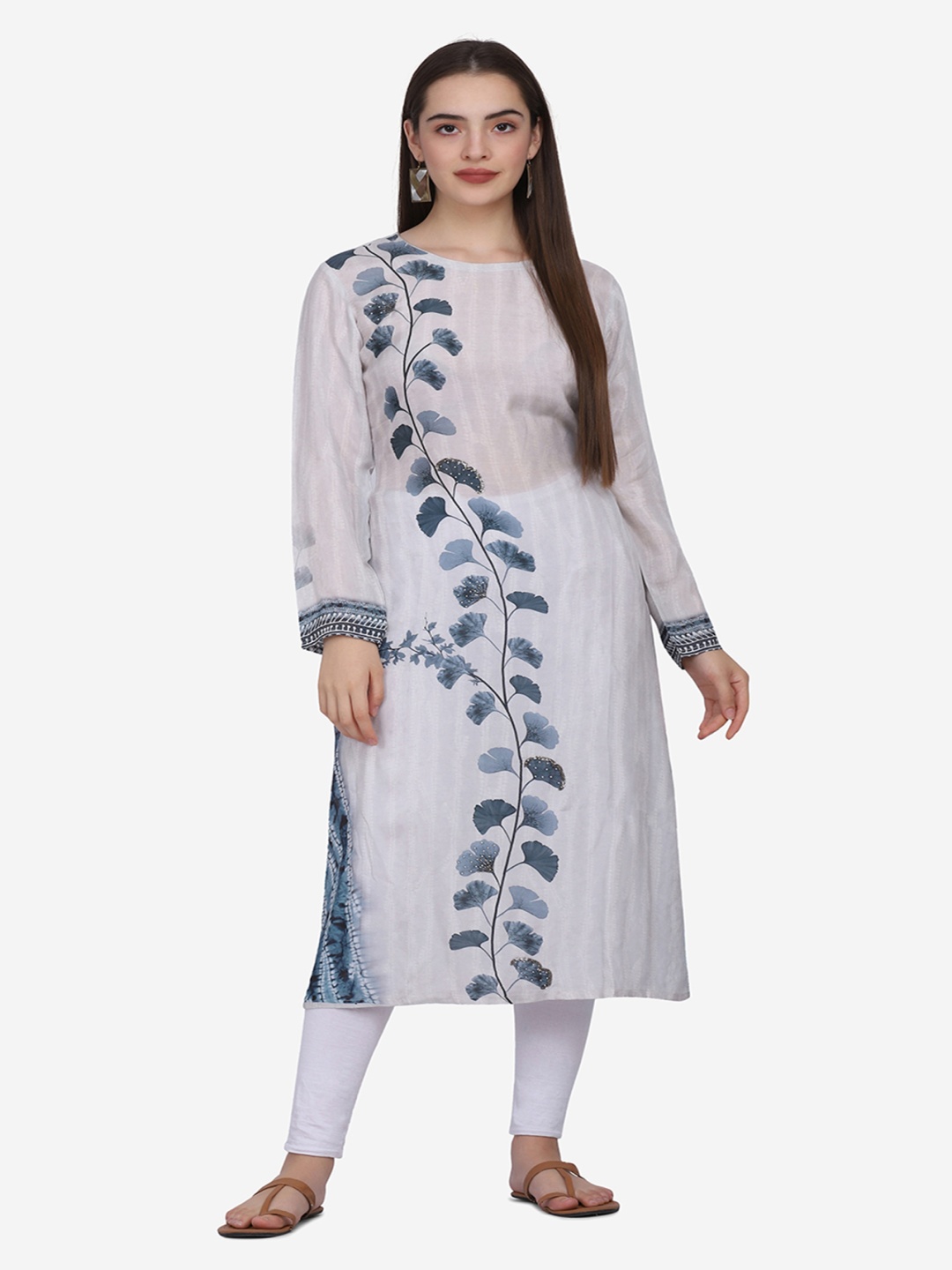 

Fourleaf Floral Printed Round Neck Long Sleeves Pure Silk Straight Kurta, Grey