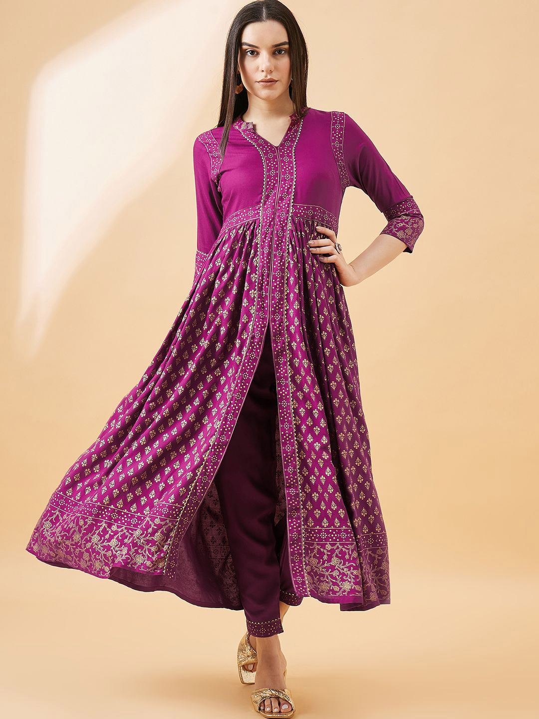 

HERE&NOW Women Floral Printed Regular Kurta with Trousers, Pink