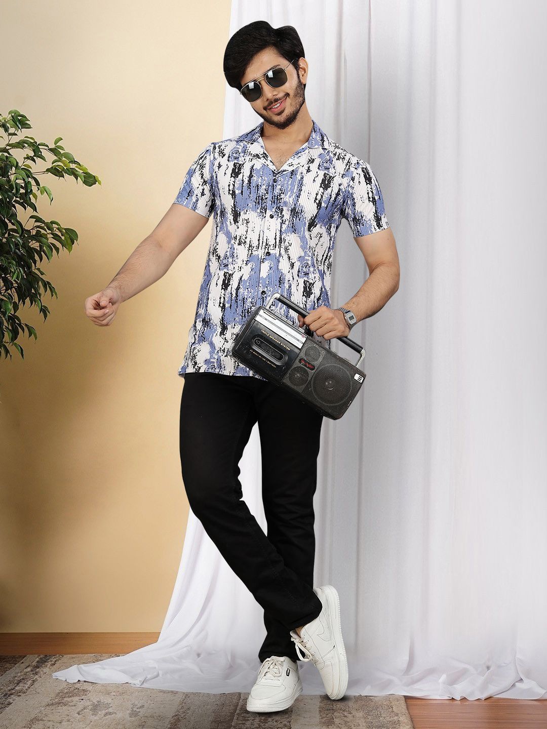 

Moda Rapido Men Original Opaque Printed Casual Shirt, Multi