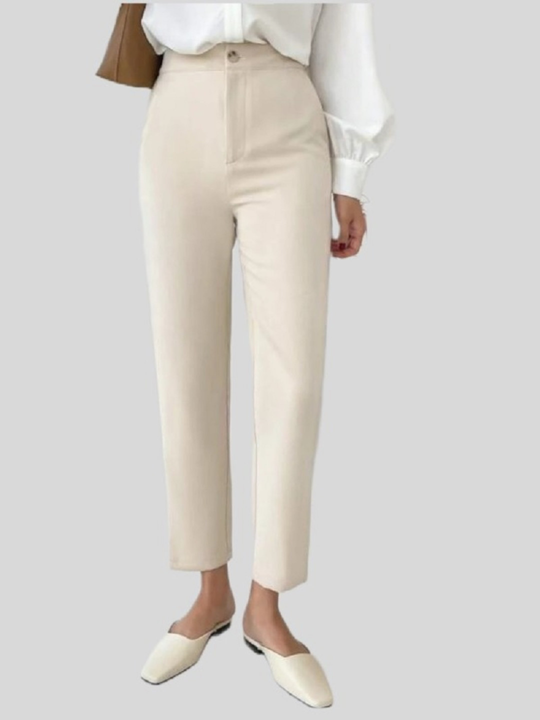 

Chemistry Women Relaxed Loose Fit High-Rise Trousers, Cream
