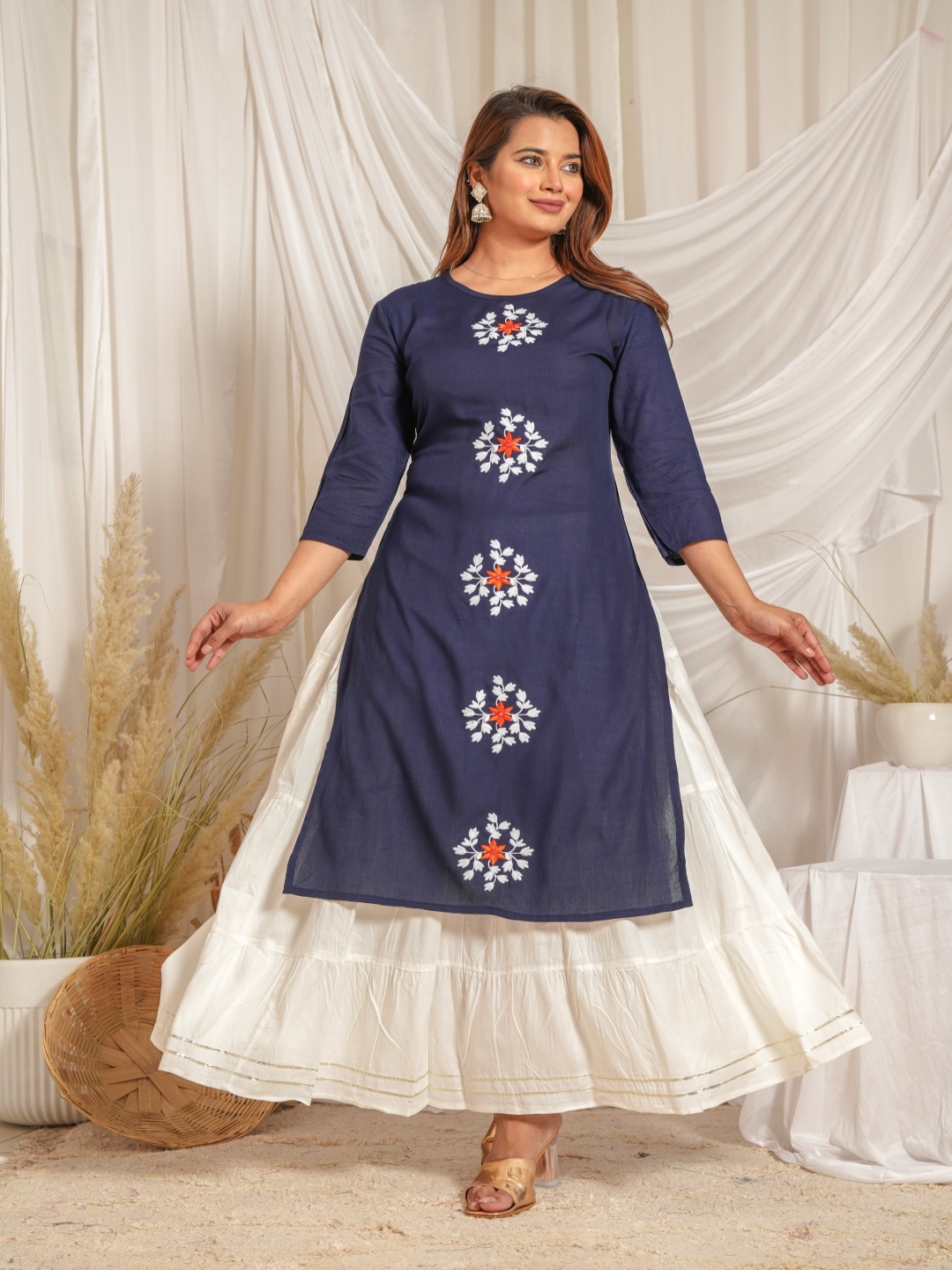 

Mehsoos Women Floral Embroidered Regular Thread Work Kurta with Skirt, Navy blue