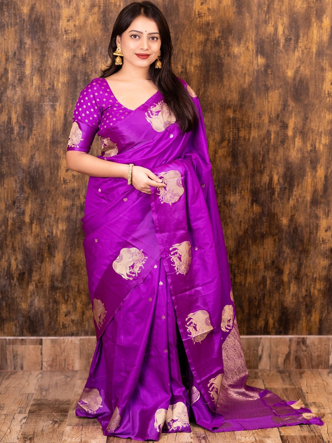 

LeeliPeeri Designer Woven Design Zari Silk Blend Banarasi Saree, Purple
