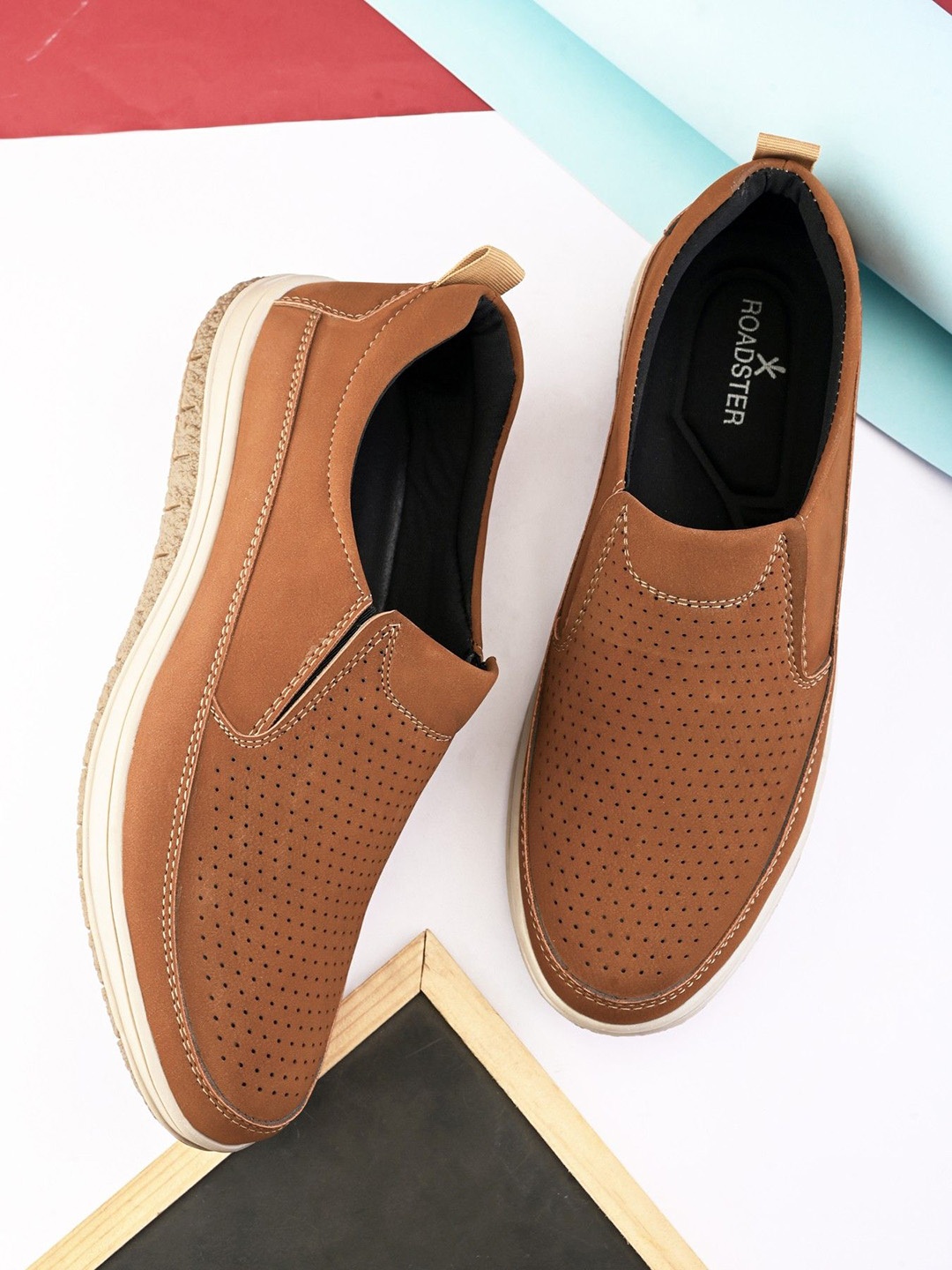 

The Roadster Lifestyle Co Men Casual Slip On Moccasins Loafers, Camel brown