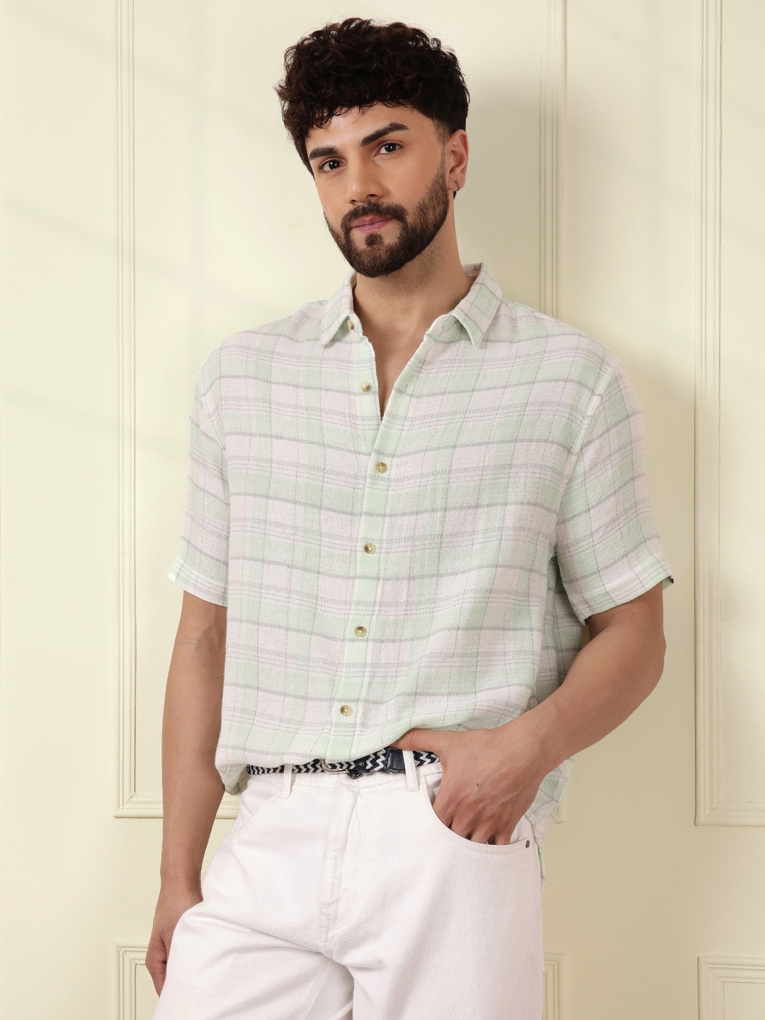 

WROGN Men Comfort Opaque Checked Casual Shirt, Green