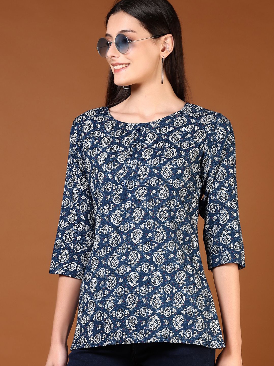 

V-Mart Paisley Printed Kurti, Blue