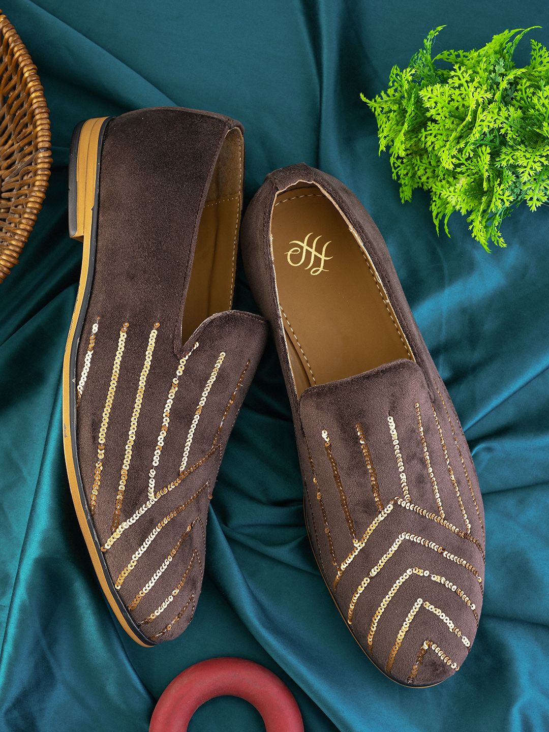 

House of Pataudi Men Embellished Slip on Ethnic Mojaris, Brown