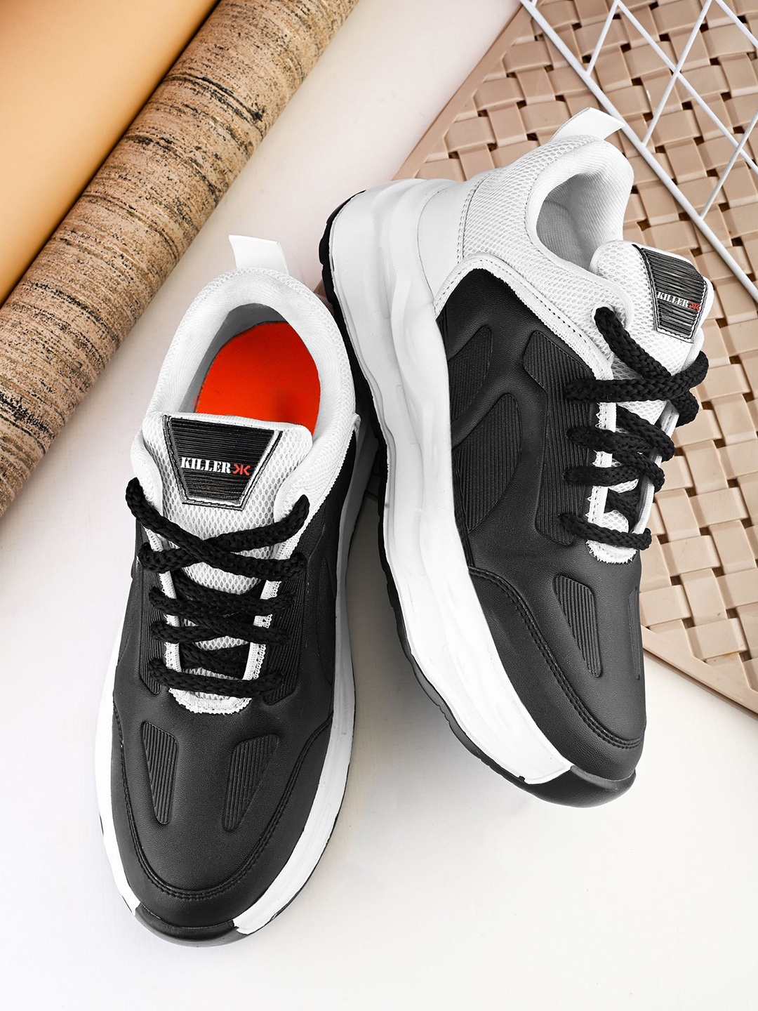 

Killer Men Colourblocked Sneakers, Black