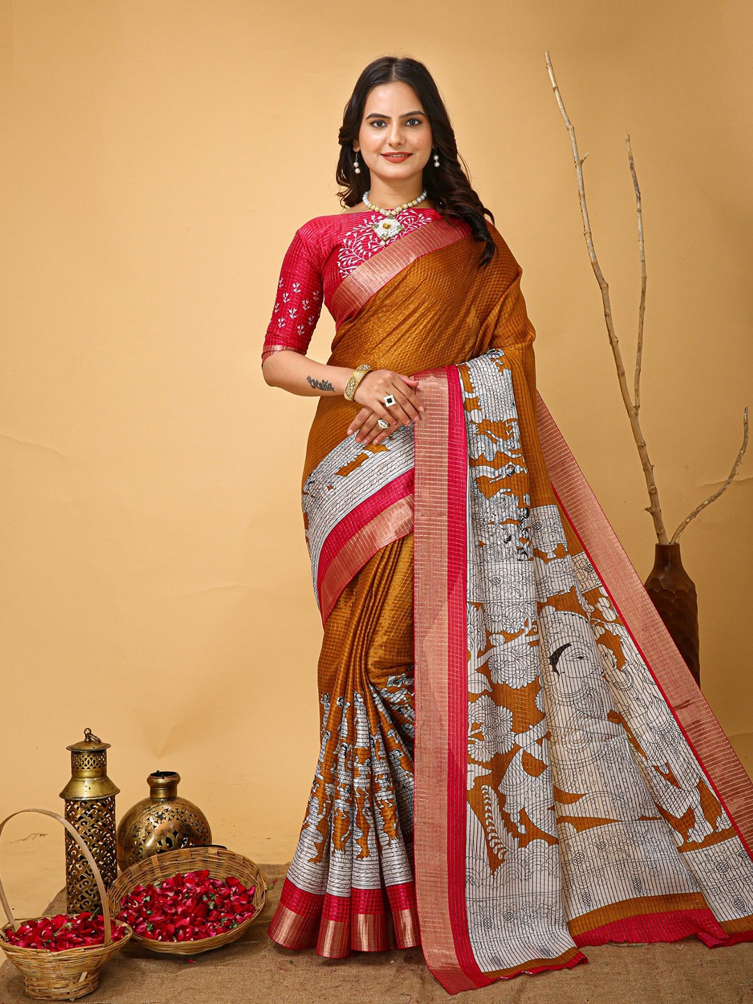 

Rangtulika Ethnics Kalamkari Zari Saree, Brown