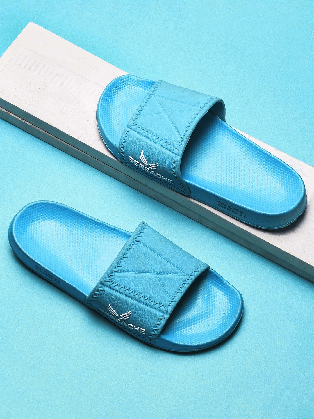 

BERSACHE Men Clogs, Blue