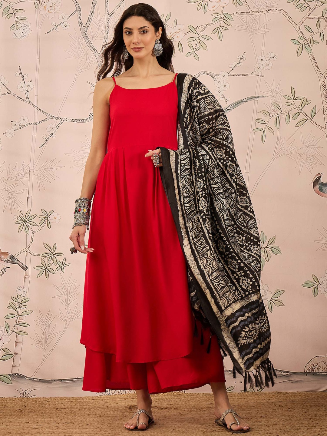 

InWeave Women Regular Kurta with Palazzos & With Dupatta, Red