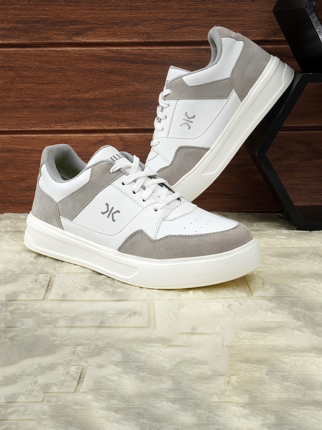 

Killer Men Colourblocked Sneakers, Grey