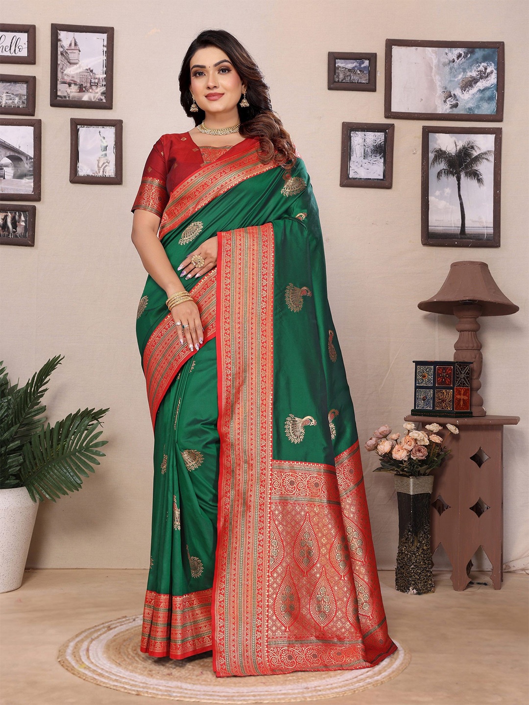 

Mitera Woven Design Zari Silk Blend Banarasi Saree, Green