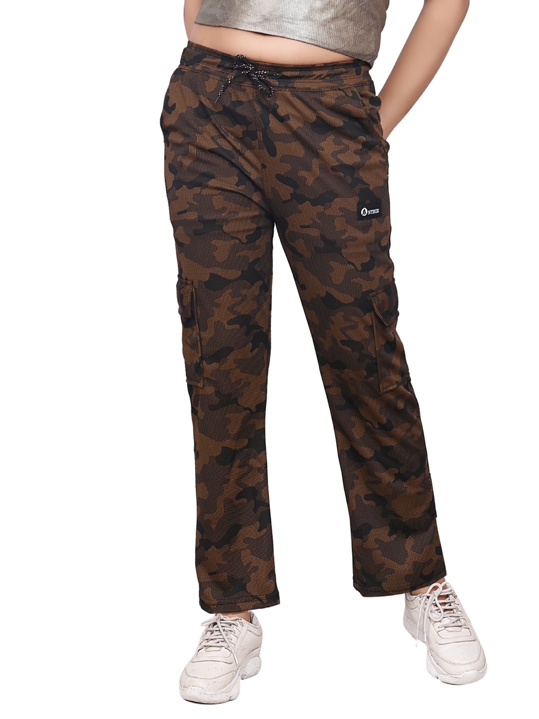 

ANTRUE Women Relaxed Easy Wash Cargos Trousers, Brown