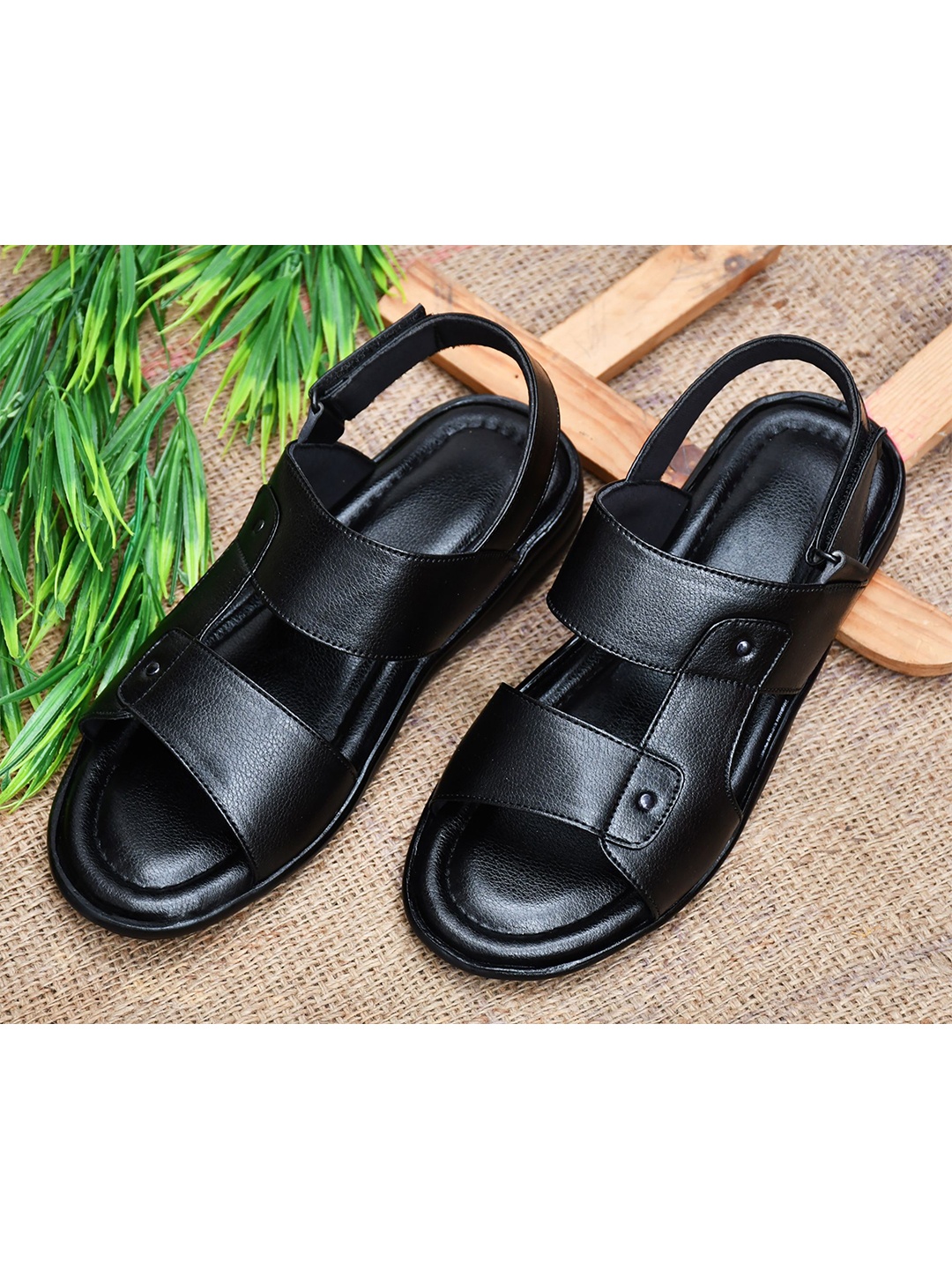 

MOSHTO Men Comfort Sandals, Black