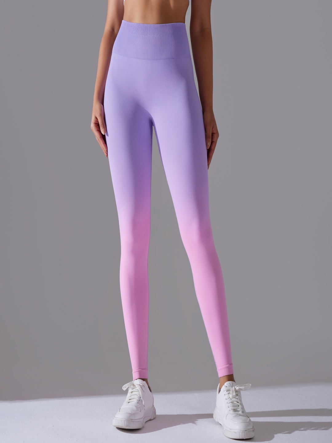 

XFyt Slim-Fit High-Waist Ankle Length Seamless Yoga Tights, Pink